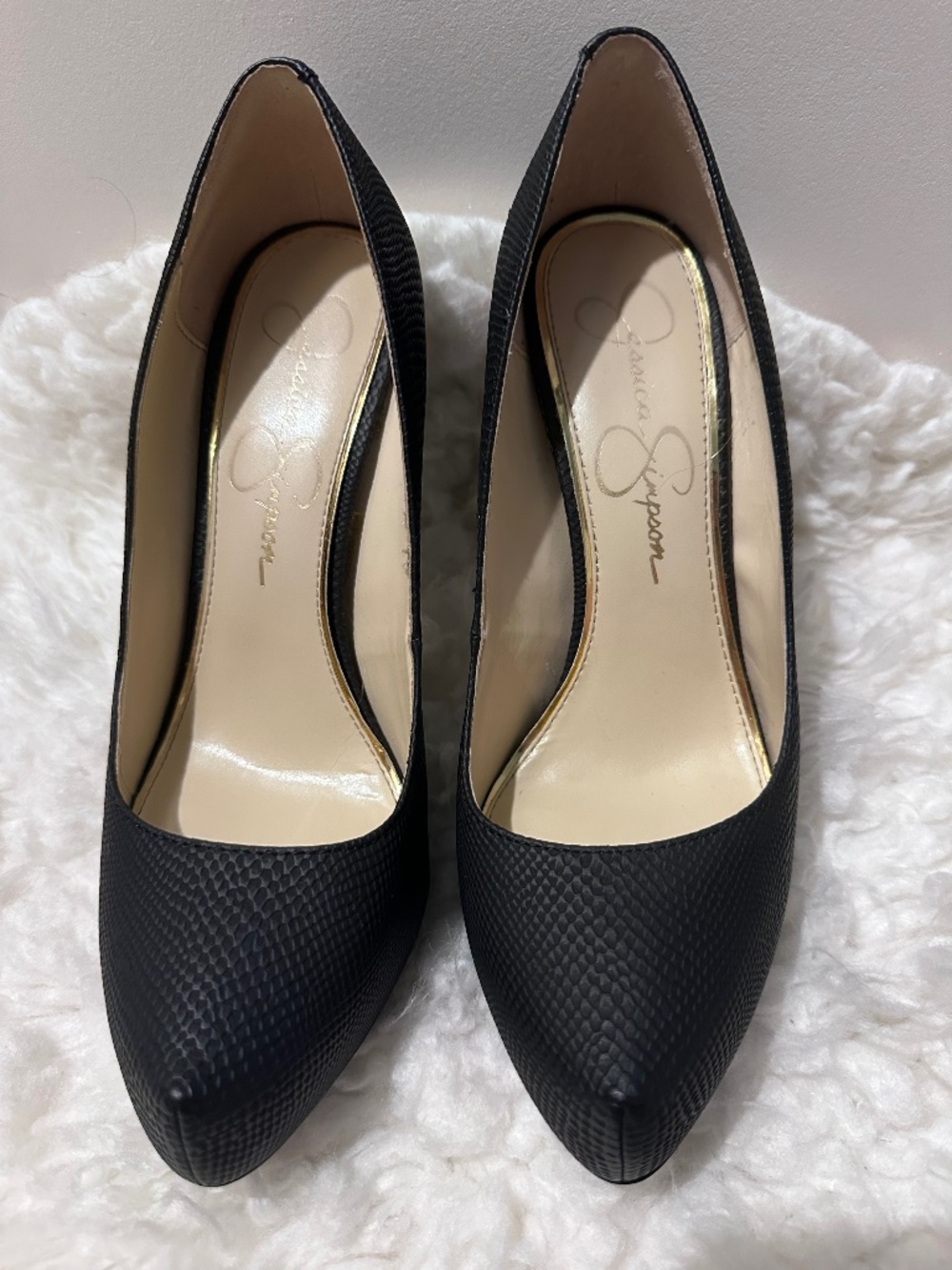 Jessica Simpson Black Textured Heels
